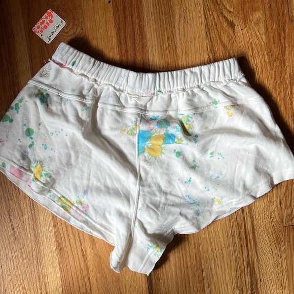 NWT FP movement sweat shorts size medium - Picture 4 of 4